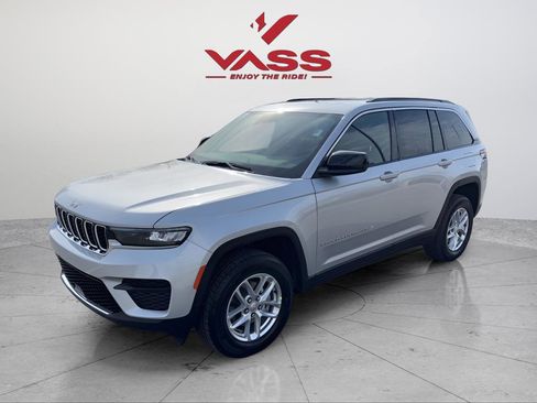 New 2026 Jeep Grand Cherokee Laredo X AWD/4WD image 1