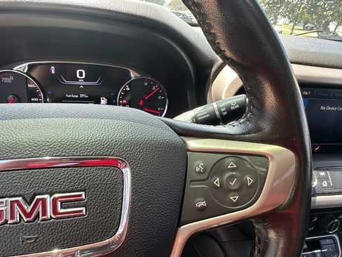 Used 2020 GMC Acadia Denali w/ Technology Package AWD/4WD image 26