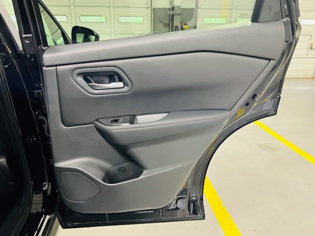 New 2026 Nissan Rogue SV FWD image 28