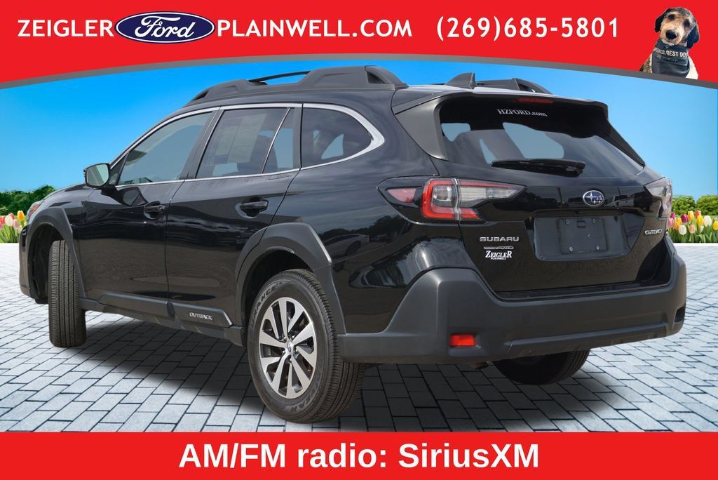 Used 2023 Subaru Outback Premium AWD/4WD image 3