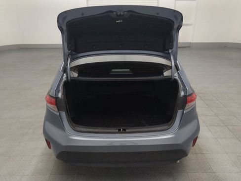 Used 2025 Toyota Corolla LE FWD image 29