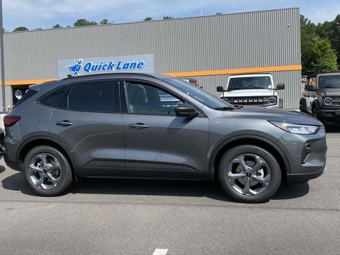Used 2025 Ford Escape ST-Line w/ Equipment Group 301A FWD image 2