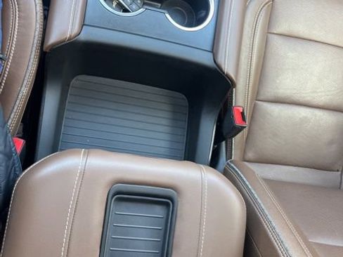 Used 2023 Chevrolet Suburban High Country w/ Advanced Technology Package image 23