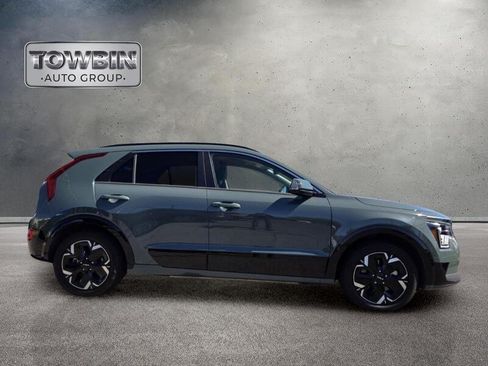 Used 2023 Kia Niro Wind FWD image 3