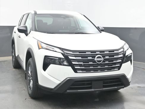 New 2026 Nissan Rogue S FWD image 2