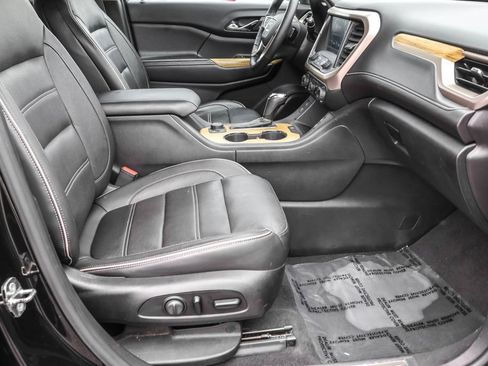 Used 2017 GMC Acadia Denali w/ Technology Package AWD/4WD image 42