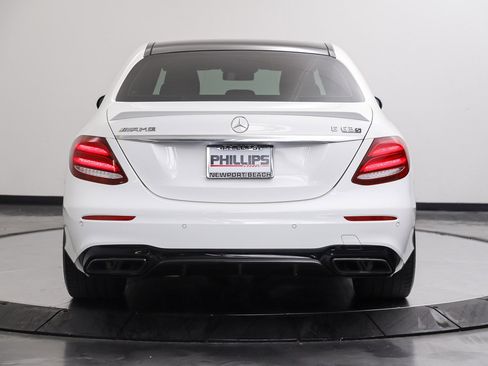 Used 2019 Mercedes-Benz E 63 AMG S image 12