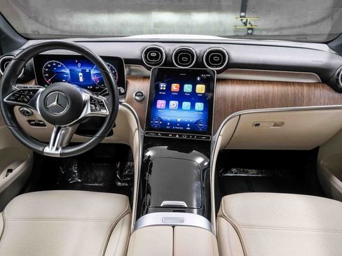 Certified 2025 Mercedes-Benz GLC 300 image 15