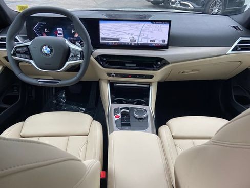 Used 2025 BMW 330i xDrive Sedan w/ Convenience Package AWD/4WD image 13