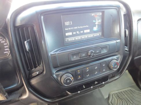 Used 2019 Chevrolet Silverado 1500 W/T w/ WT Convenience Package AWD/4WD image 14