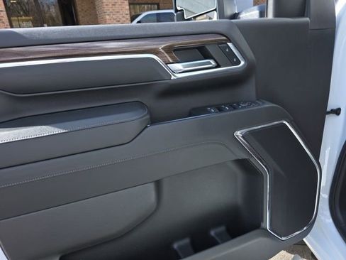 Used 2024 Chevrolet Silverado 2500 LT w/ Z71 Sport Edition image 24