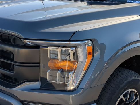 Used 2022 Ford F150 Lariat w/ Max Trailer Tow Package image 12