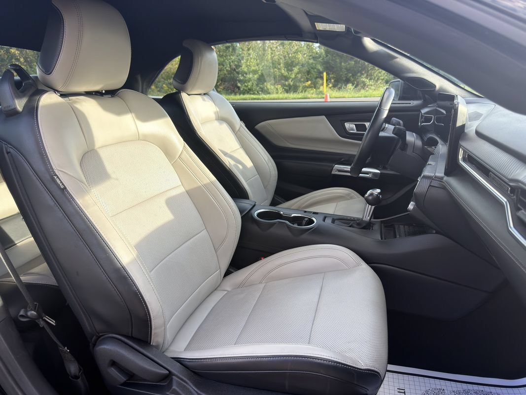 Used 2024 Ford Mustang Premium RWD image 40