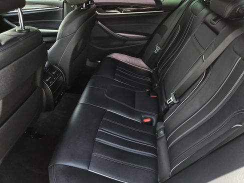 Used 2020 BMW 540i w/ Convenience Package RWD image 11