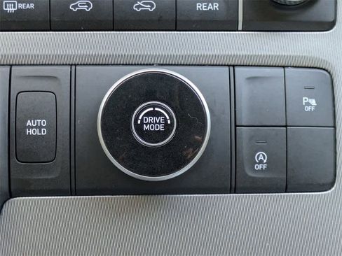 Used 2022 Hyundai Palisade SE image 25