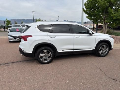 Used 2022 Hyundai Santa Fe SEL w/ Convenience + Premium Package AWD/4WD image 10