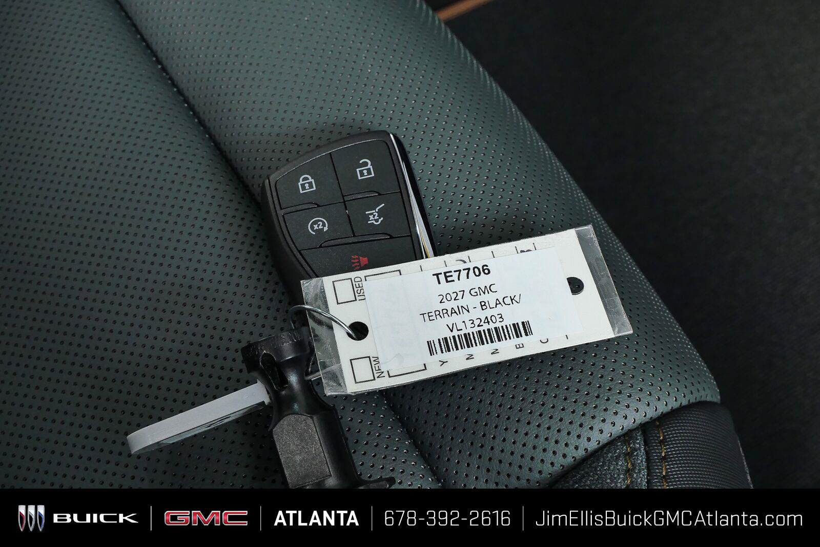 New 2027 GMC Terrain AT4 w/ Convenience Package III AWD/4WD image 38