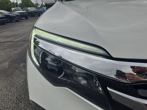 Used 2017 Honda Pilot Touring image 23