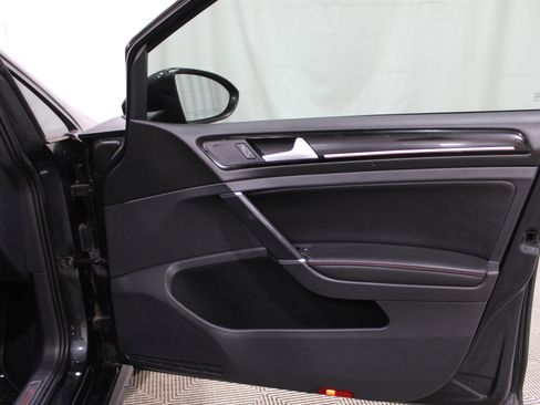 Used 2016 Volkswagen GTI SE w/ Lighting Package (SEL) image 27