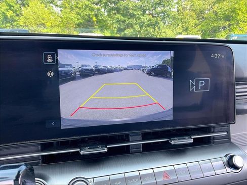 Used 2024 Hyundai Kona SEL AWD/4WD image 18