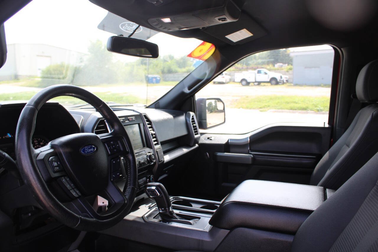 Used 2016 Ford F150 XLT w/ Equipment Group 302A Luxury AWD/4WD image 19