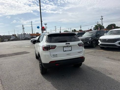 Used 2021 Jeep Compass Trailhawk AWD/4WD image 10