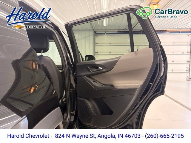 Used 2025 Chevrolet Equinox LT w/ Convenience Package II AWD/4WD image 8