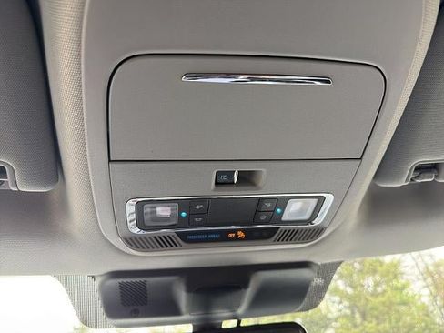Used 2024 Ford F150 Lariat w/ Bed Utility Package AWD/4WD image 33