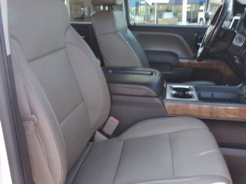 Used 2015 GMC Sierra 3500 SLT w/ Duramax Plus Package image 31