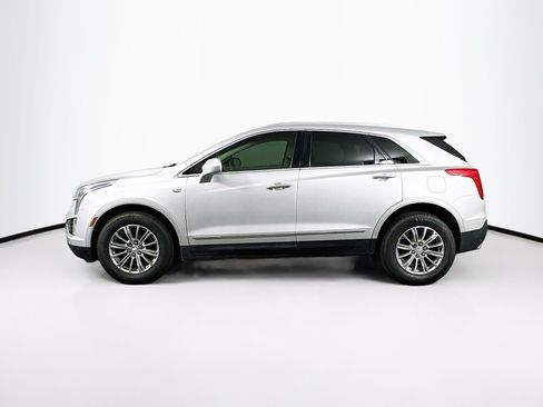 Used 2018 Cadillac XT5 Luxury w/ Driver Awareness Package FWD image 4