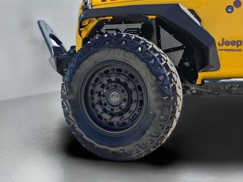 Used 2018 Jeep Wrangler Unlimited Rubicon image 23