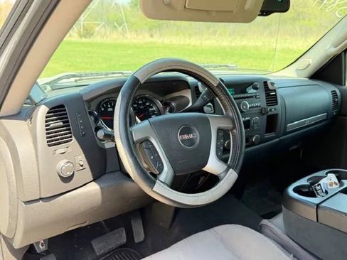 Used 2008 GMC Sierra 2500 SLE w/ SLE1 Preferred Package AWD/4WD image 16