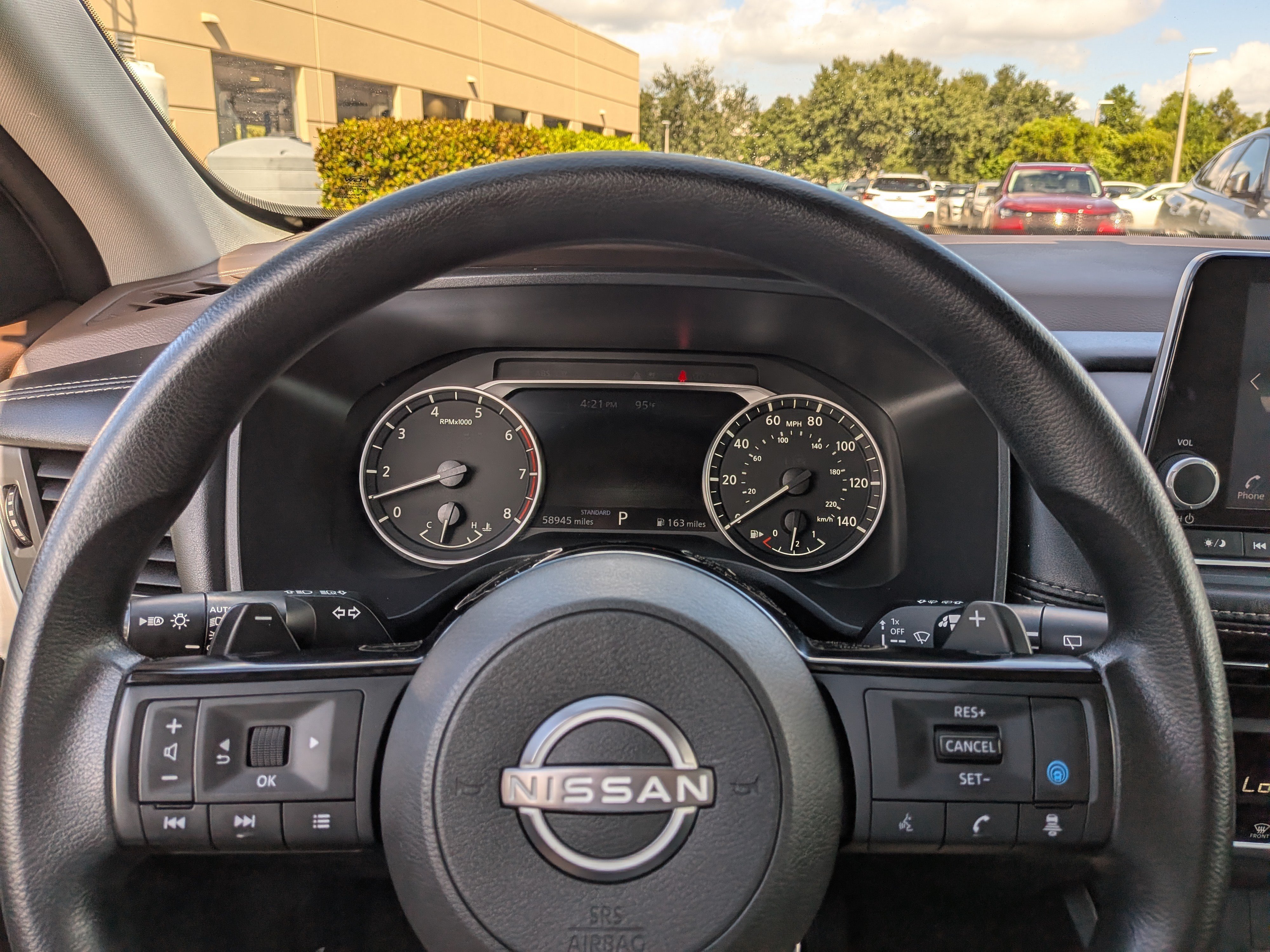 Used 2023 Nissan Rogue SV FWD image 26