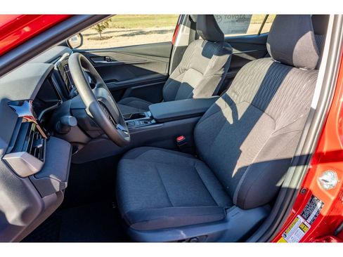 Used 2026 Toyota Camry LE w/ Convenience Package image 11