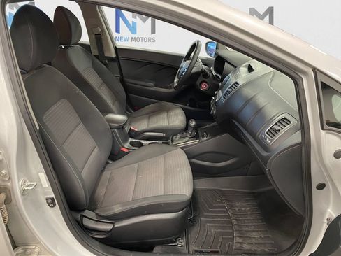 Used 2018 Kia Forte LX w/ LX Popular Package FWD image 15