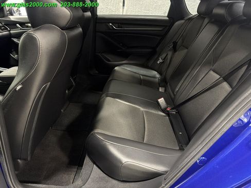Used 2021 Honda Accord Sport image 9