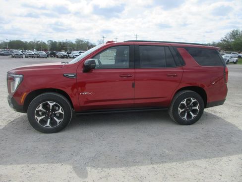 New 2026 GMC Yukon AT4 image 7