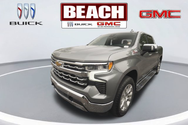 Used 2024 Chevrolet Silverado 1500 LTZ w/ Z71 Off-Road Package AWD/4WD image 7