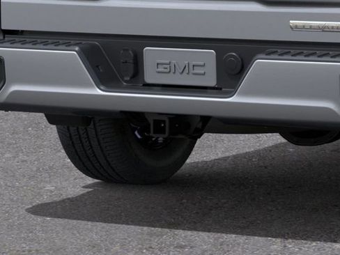 New 2026 GMC Sierra 1500 Elevation image 14