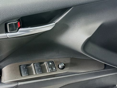 Used 2023 Toyota Camry LE image 15