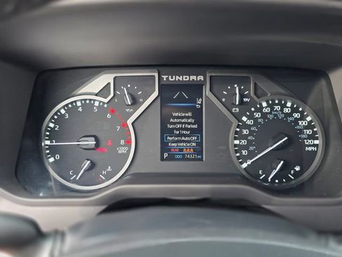 Used 2022 Toyota Tundra SR5 w/ SR5 Premium Package AWD/4WD image 22