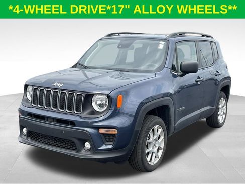 Used 2023 Jeep Renegade Latitude w/ Premium Group AWD/4WD image 3