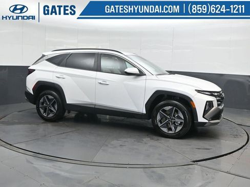 New 2026 Hyundai Tucson SEL AWD/4WD image 1