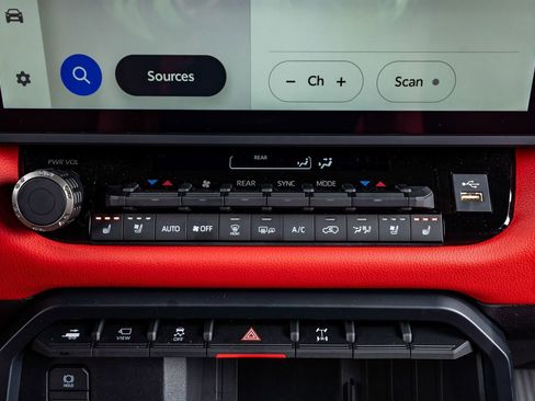 Used 2025 Toyota Sequoia TRD Pro image 27