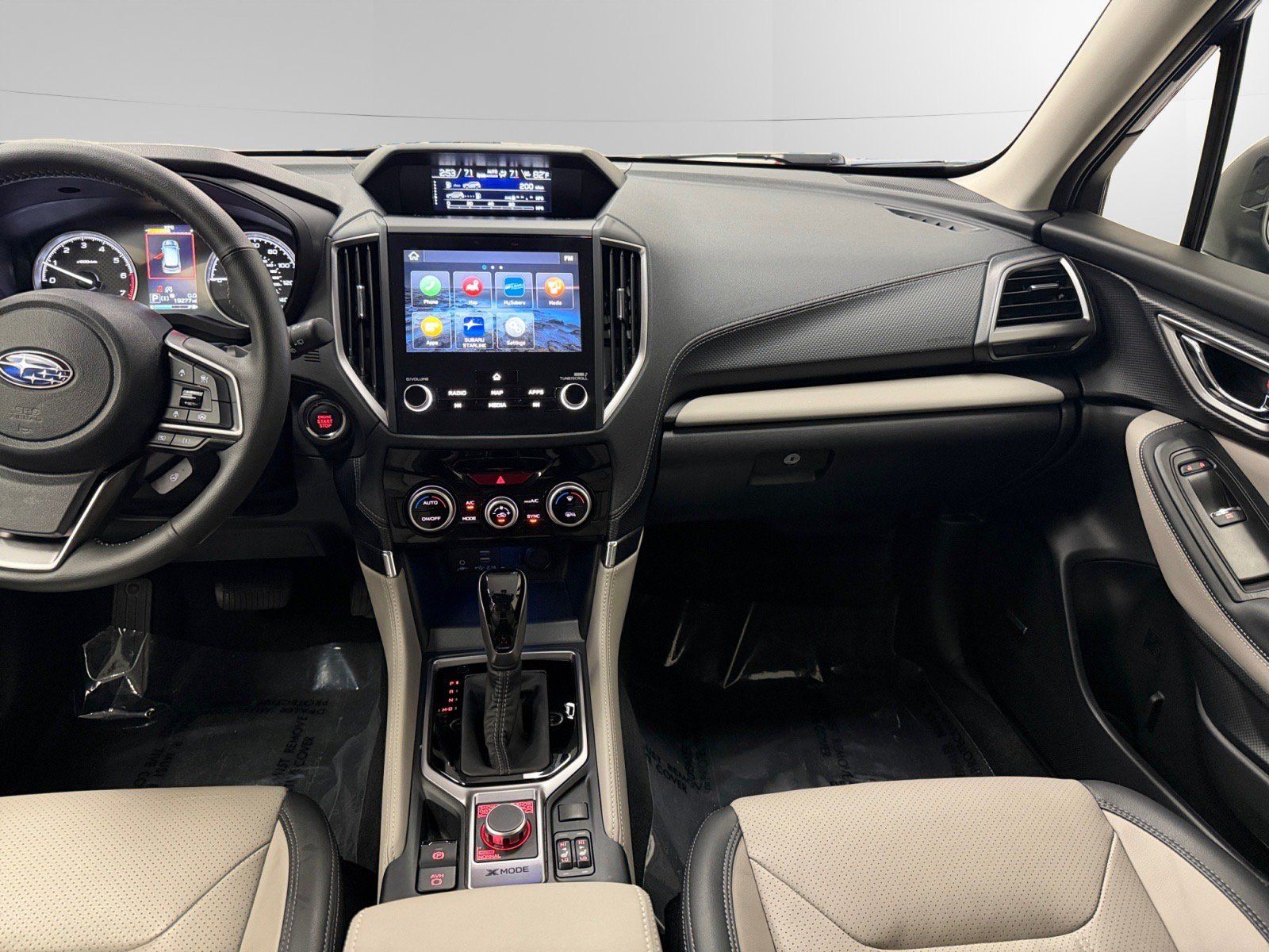 Used 2024 Subaru Forester Limited AWD/4WD image 11