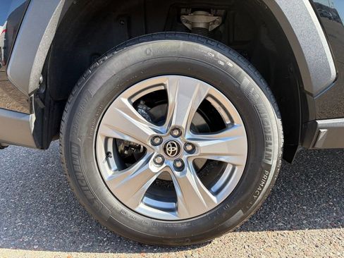 Certified 2025 Toyota RAV4 XLE AWD/4WD image 12