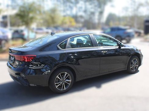 Certified 2024 Kia Forte LXS w/ LXS Technology Package image 9