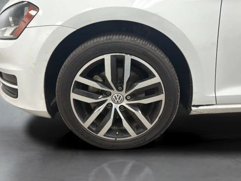Used 2016 Volkswagen Golf SE FWD image 29