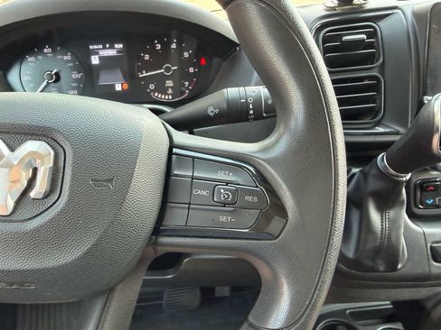 Used 2023 RAM ProMaster 2500 FWD image 13