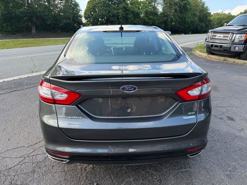 Used 2015 Ford Fusion SE w/ Equipment Group 201A FWD image 6